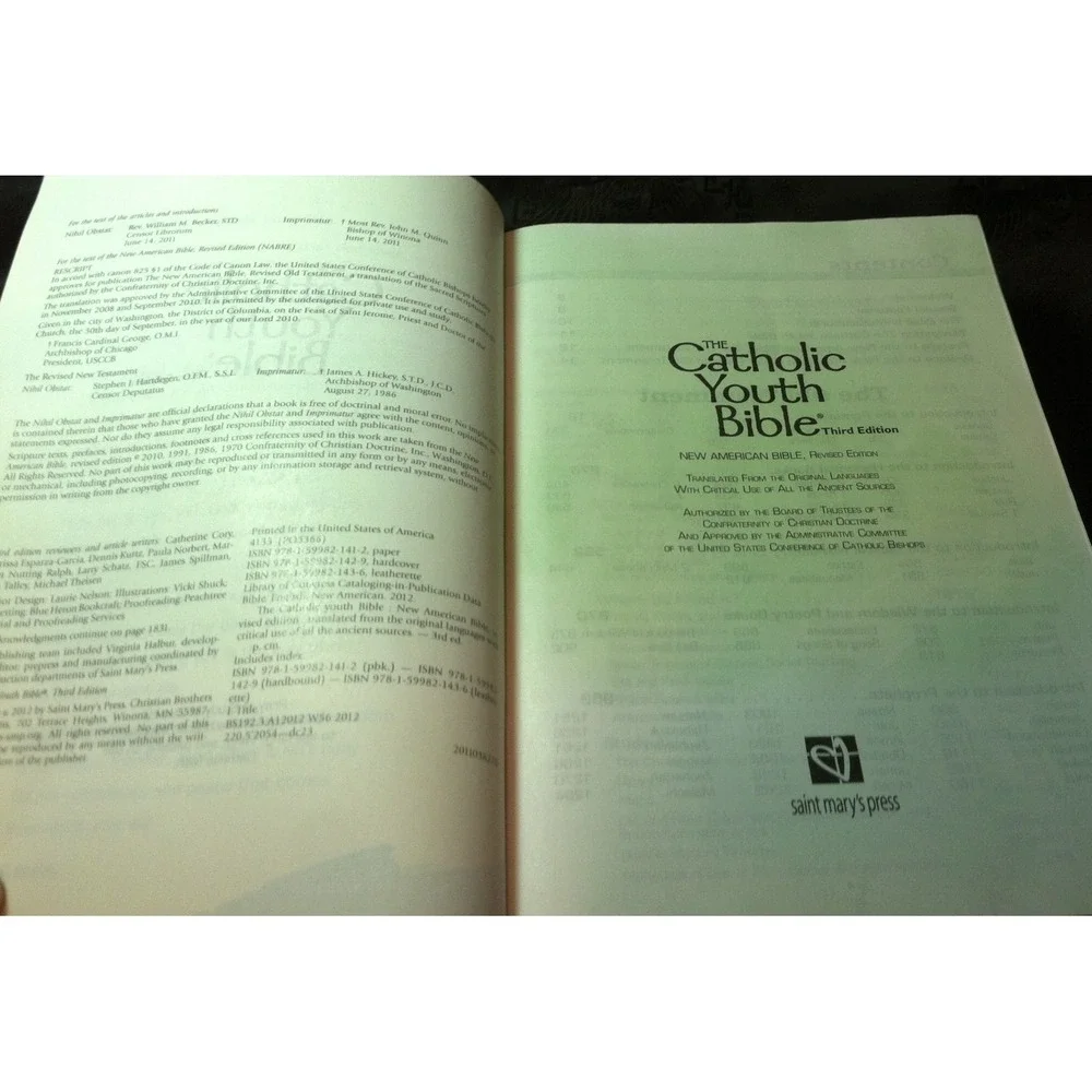 The Catholic Youth Bible Revised New‎ American Bible Saint Mary Press Paperback